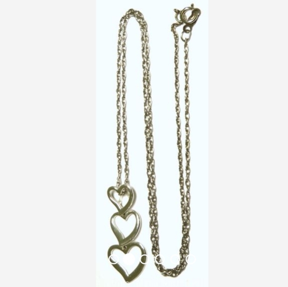 Sterling Silver Three Hearts Necklace 2.9g - Picture 2 of 6